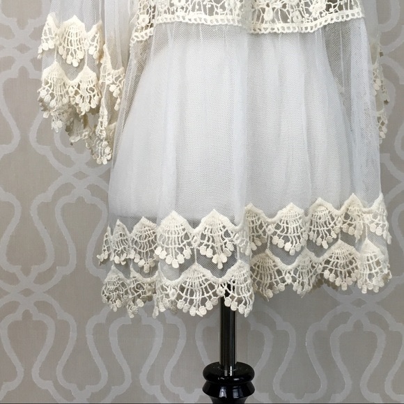 Farm Girl Pretty Lace Kimono Overlay Top - Picture 5 of 8